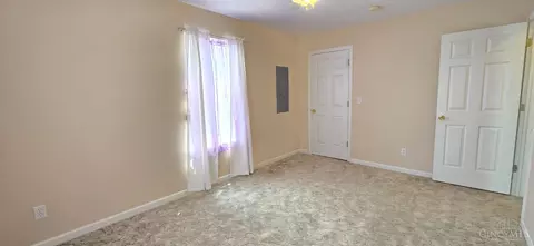 Bedroom - 6577 Taylor Pike, Blanchester, OH 45107 photo 6 of 11