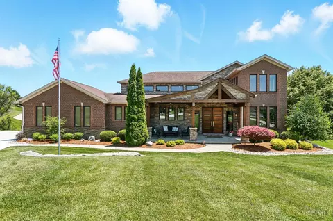 4662 Summit Oak Ln, Cincinnati, OH 45248