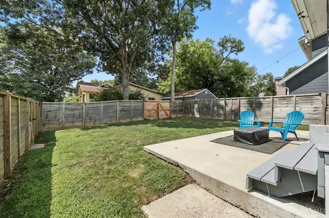Exterior - 5635 Ridge Ave, Cincinnati, OH 45213 photo 4 of 9