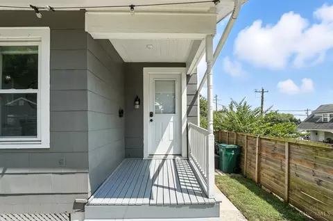 Exterior - 5635 Ridge Ave, Cincinnati, OH 45213 photo 3 of 9