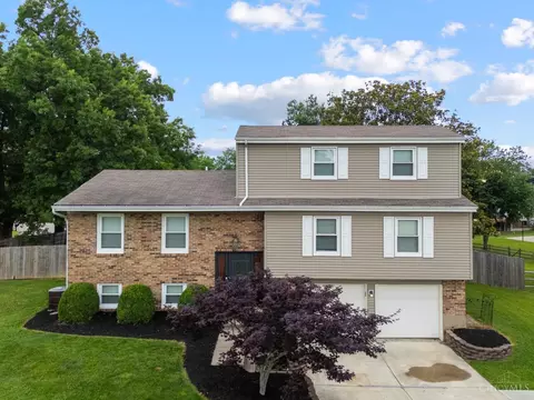 6474 Simon Dr, Cincinnati, OH 45233