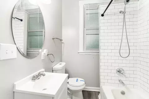 Bath - 1318 Beech Ave, Cincinnati, OH 45205 photo 1 of 1