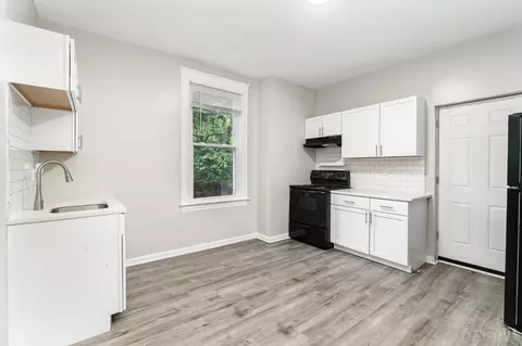Kitchen - 1318 Beech Ave, Cincinnati, OH 45205 photo 1 of 1