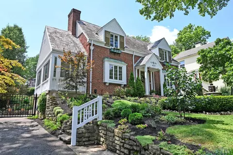 6257 Rogers Park Pl, Cincinnati, OH 45213