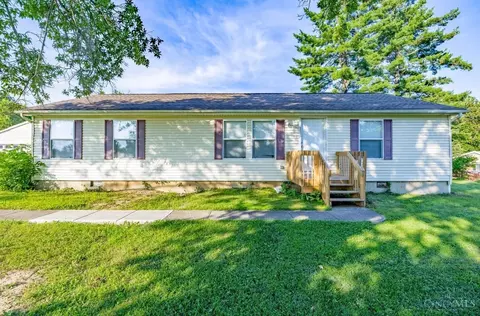 9904 Cozaddale Murdock Rd, Loveland, OH 45140