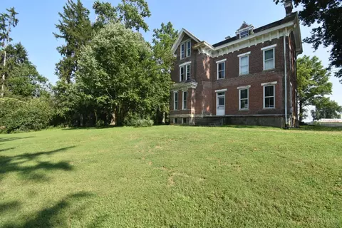 3250 Us Rt 50, Fayetteville, OH 45118