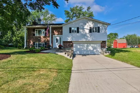 8535 Bluebird Dr, West Chester, OH 45069