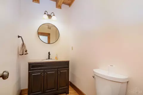 Bath - 5880 Morgan Rd, Cleves, OH 45002 photo 3 of 4