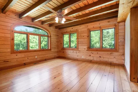 Bedroom - 5880 Morgan Rd, Cleves, OH 45002 photo 5 of 6