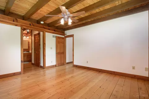 Bedroom - 5880 Morgan Rd, Cleves, OH 45002 photo 1 of 6