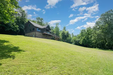 Exterior - 5880 Morgan Rd, Cleves, OH 45002 photo 11 of 12