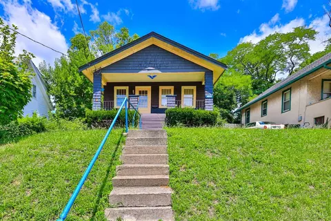 2702 Shaffer Ave, Cincinnati, OH 45211
