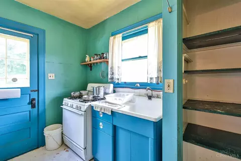 2702 Shaffer Ave, Cincinnati, OH 45211 photo 12