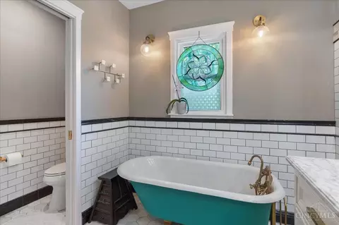 Bath - 3959 Red Bud Ave, Cincinnati, OH 45229 photo 3 of 8