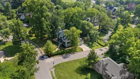 View/Area - 3959 Red Bud Ave, Cincinnati, OH 45229 photo 2 of 4