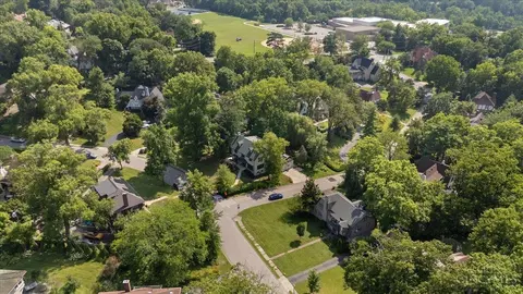 View/Area - 3959 Red Bud Ave, Cincinnati, OH 45229 photo 4 of 4