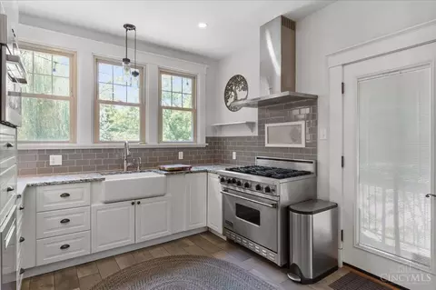Kitchen - 3959 Red Bud Ave, Cincinnati, OH 45229 photo 1 of 3
