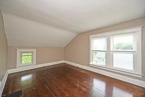 Bedroom - 6842 Grace Ave, North College Hill, OH 45239 photo 3 of 7