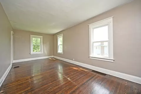 Living - 6842 Grace Ave, North College Hill, OH 45239 photo 2 of 5
