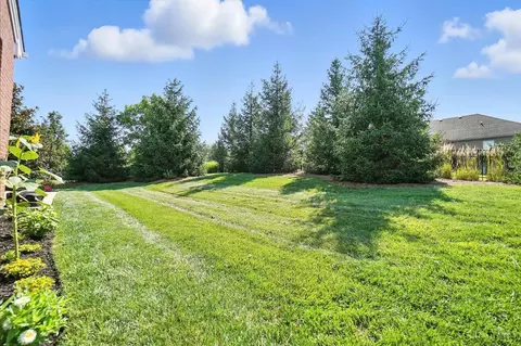 Exterior - 7020 Boulder Path Dr, Cincinnati, OH 45247 photo 6 of 8