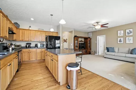 Kitchen - 7020 Boulder Path Dr, Cincinnati, OH 45247 photo 3 of 3
