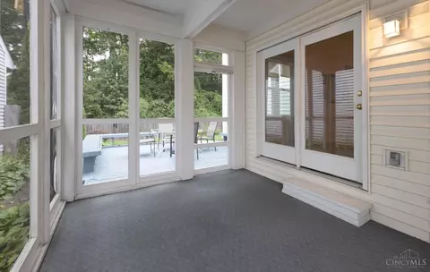 Exterior - 3186 Vineyard Ct, Maineville, OH 45039 photo 2 of 3