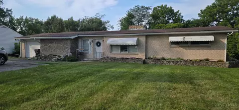 882 Middletown Eaton Rd, Middletown, OH 45042