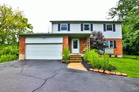 377 Compton Rd, Wyoming, OH 45215