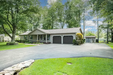 104 Red Bud Ln, Mount Orab, OH 45154