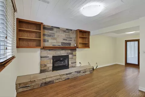 Living - 10602 West Rd, Harrison, OH 45030 photo 6 of 8