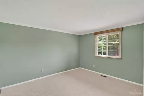 Bedroom - 10602 West Rd, Harrison, OH 45030 photo 4 of 8