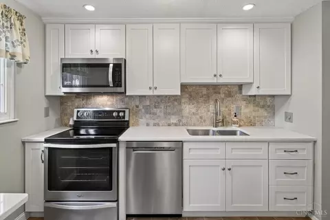 Kitchen - 10602 West Rd, Harrison, OH 45030 photo 2 of 5