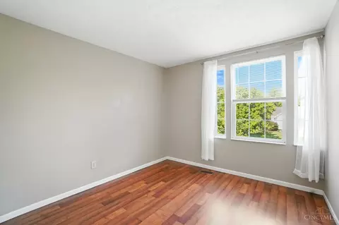 Bedroom - 588 Weeping Willow Ln, Hamilton Township, OH 45039 photo 1 of 4