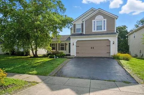 588 Weeping Willow Ln, Hamilton Township, OH 45039