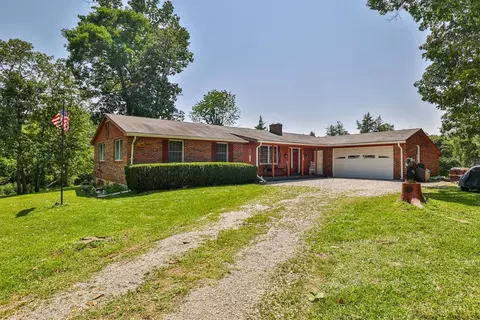 12800 Akes Rd, Moores Hill, IN 47032