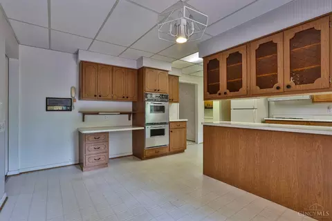 Kitchen - 6410 Daly Rd, Cincinnati, OH 45224 photo 5 of 8