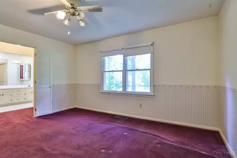 Bedroom - 6410 Daly Rd, Cincinnati, OH 45224 photo 2 of 10