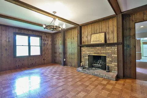 Living - 6410 Daly Rd, Cincinnati, OH 45224 photo 4 of 11