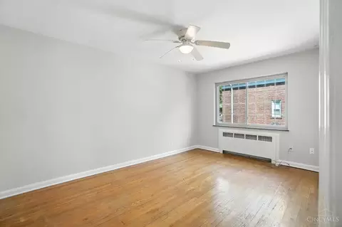 Bedroom - 6256 Rogers Park Pl, Cincinnati, OH 45213 photo 6 of 10