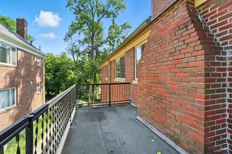 Exterior - 6256 Rogers Park Pl, Cincinnati, OH 45213 photo 10 of 13