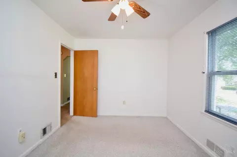 Bedroom - 3689 Eyrich Rd, Cincinnati, OH 45248 photo 4 of 7