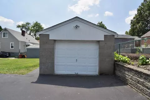Exterior - 3689 Eyrich Rd, Cincinnati, OH 45248 photo 8 of 9