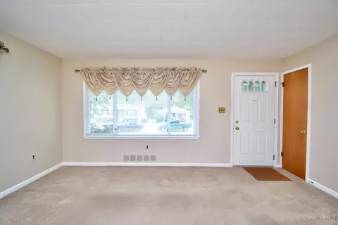 Living - 3689 Eyrich Rd, Cincinnati, OH 45248 photo 5 of 5
