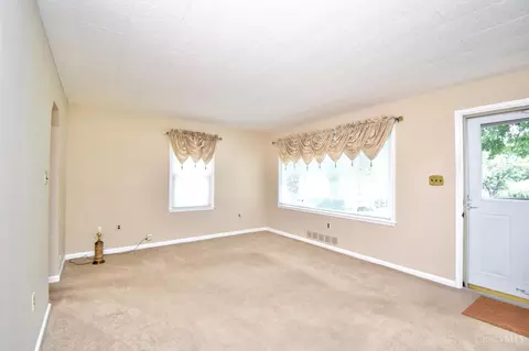 Living - 3689 Eyrich Rd, Cincinnati, OH 45248 photo 1 of 5