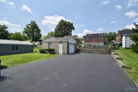 Exterior - 3689 Eyrich Rd, Cincinnati, OH 45248 photo 7 of 9