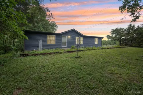 13537 Locust Ridge New Harmony Rd, Williamsburg, OH 45176