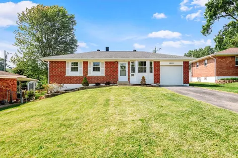 5225 Erindale Dr, Cincinnati, OH 45238