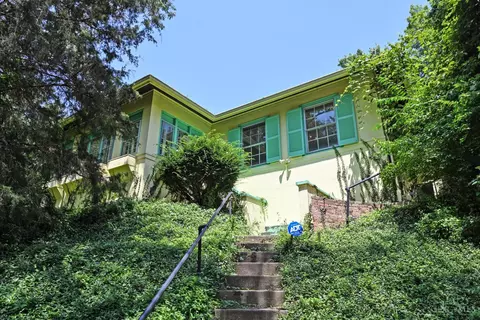 2921 Van Dyke Dr, Cincinnati, OH 45208