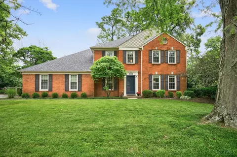 8936 Cypresspoint Ln, Cincinnati, OH 45249