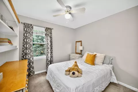 Bedroom - 8936 Cypresspoint Ln, Cincinnati, OH 45249 photo 6 of 10